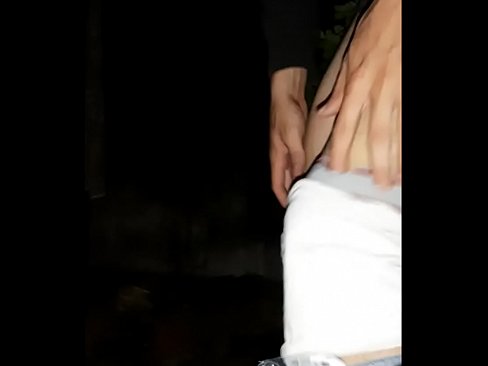 ❤️ O meu veciño saltou ao meu muro de corentena ️ Super porno en % gl.verhentai.ru % ❌️❤